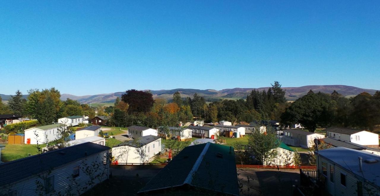 Moffat Manor Holiday Park Hotel Beattock Exterior photo